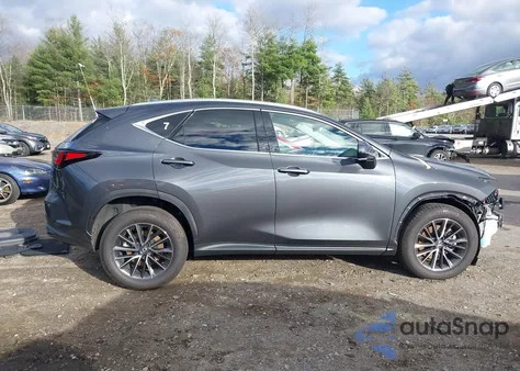 2025 Lexus Nx 350 Premium z USA, uszkodzony, nr VIN 2T2GGCEZ5SC091872